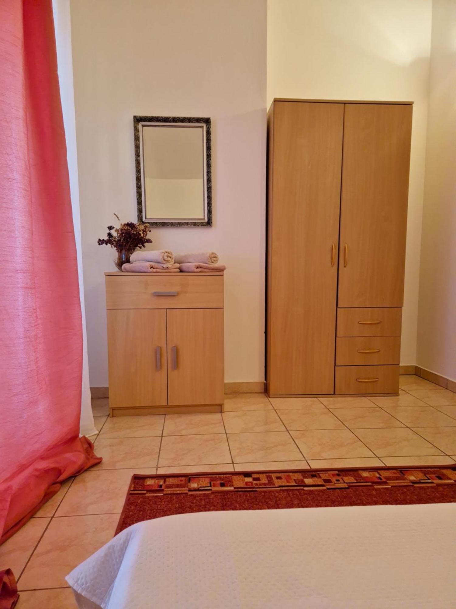 Luca Apartment *